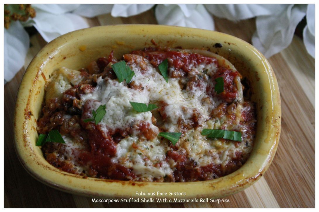mascarpone-stuffed-shells-with-a-mozzarella-ball-surprise